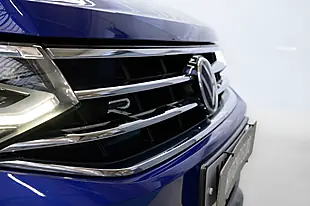 Used 2021 Volkswagen Tiguan R Blue - Interior and Exterior details 17