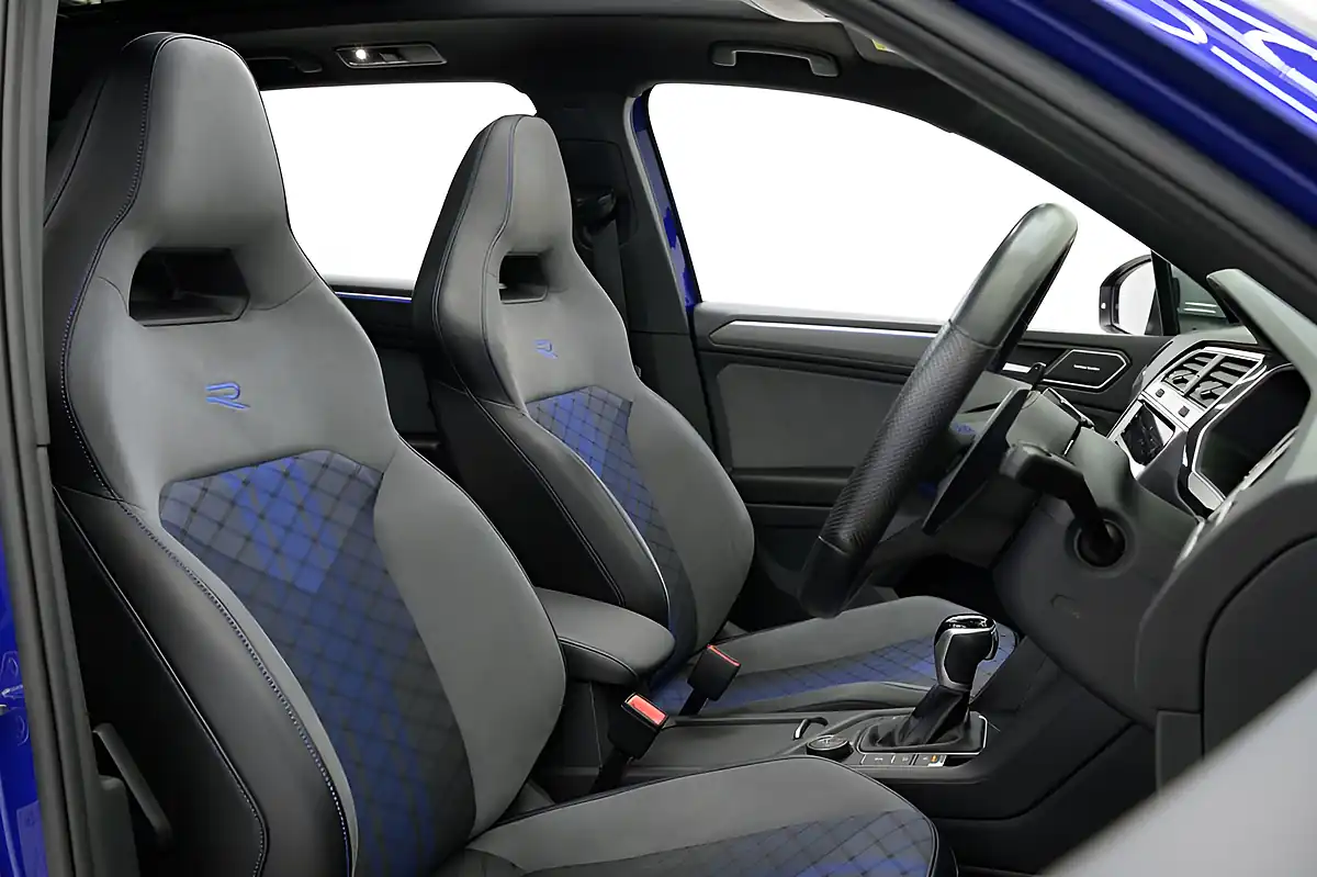 Used 2021 Volkswagen Tiguan R Blue - Interior and Exterior details 20
