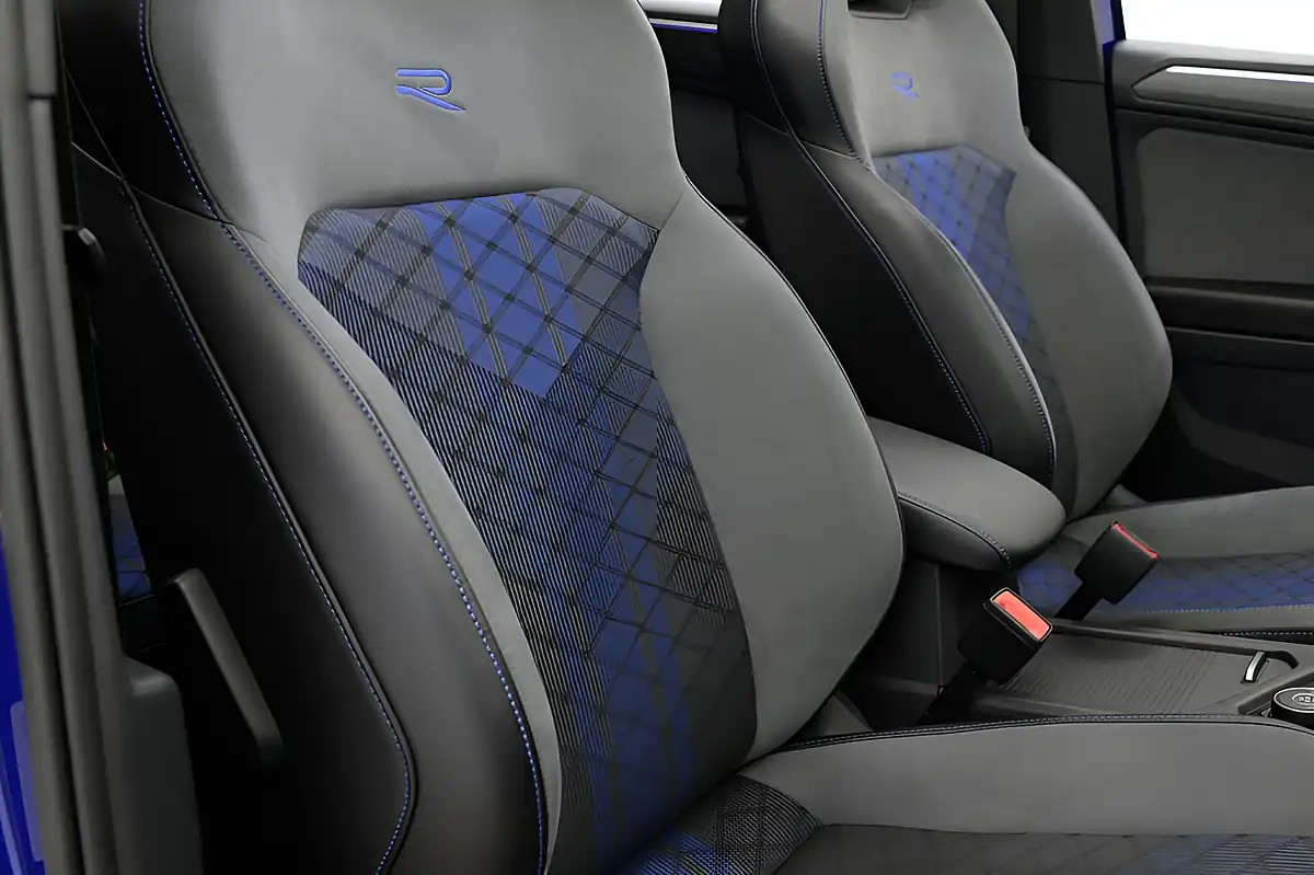 Used 2021 Volkswagen Tiguan R Blue - Interior and Exterior details 6
