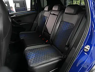 Used 2021 Volkswagen Tiguan R Lapiz Blue - Interior and Exterior details 15
