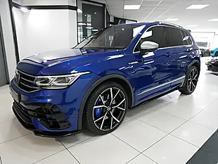 Used 2021 Volkswagen Tiguan R Lapiz Blue - Interior and Exterior details 4