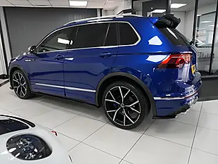 Used 2021 Volkswagen Tiguan R Lapiz Blue - Interior and Exterior details 6