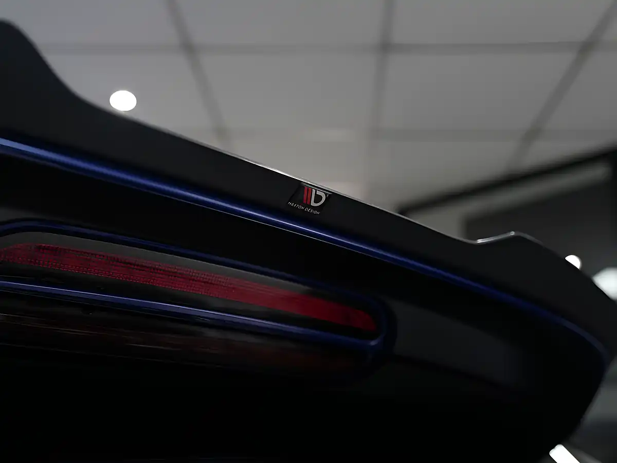 Used 2021 Volkswagen Tiguan R Lapiz Blue - Interior and Exterior details 8