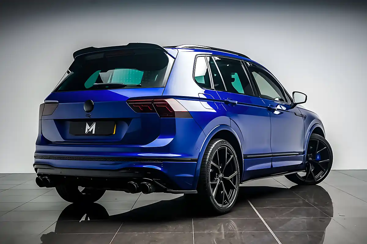 Used 2021 Volkswagen Tiguan R Lapiz Blue - Interior and Exterior details 15