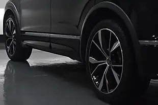 Used 2021 Volkswagen Tiguan R-Line Black - Interior and Exterior details 11