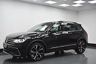 Used 2021 Volkswagen Tiguan R-Line Black - Interior and Exterior details 15