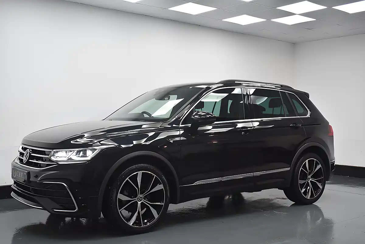 Used 2021 Volkswagen Tiguan R-Line Black - Interior and Exterior details 15