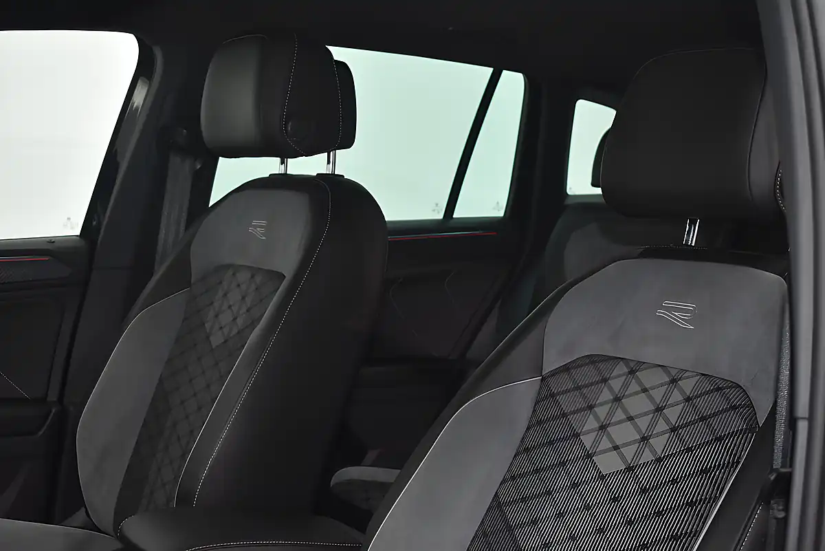 Used 2021 Volkswagen Tiguan R-Line Black - Interior and Exterior details 18
