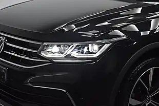 Used 2021 Volkswagen Tiguan R-Line Black - Interior and Exterior details 8