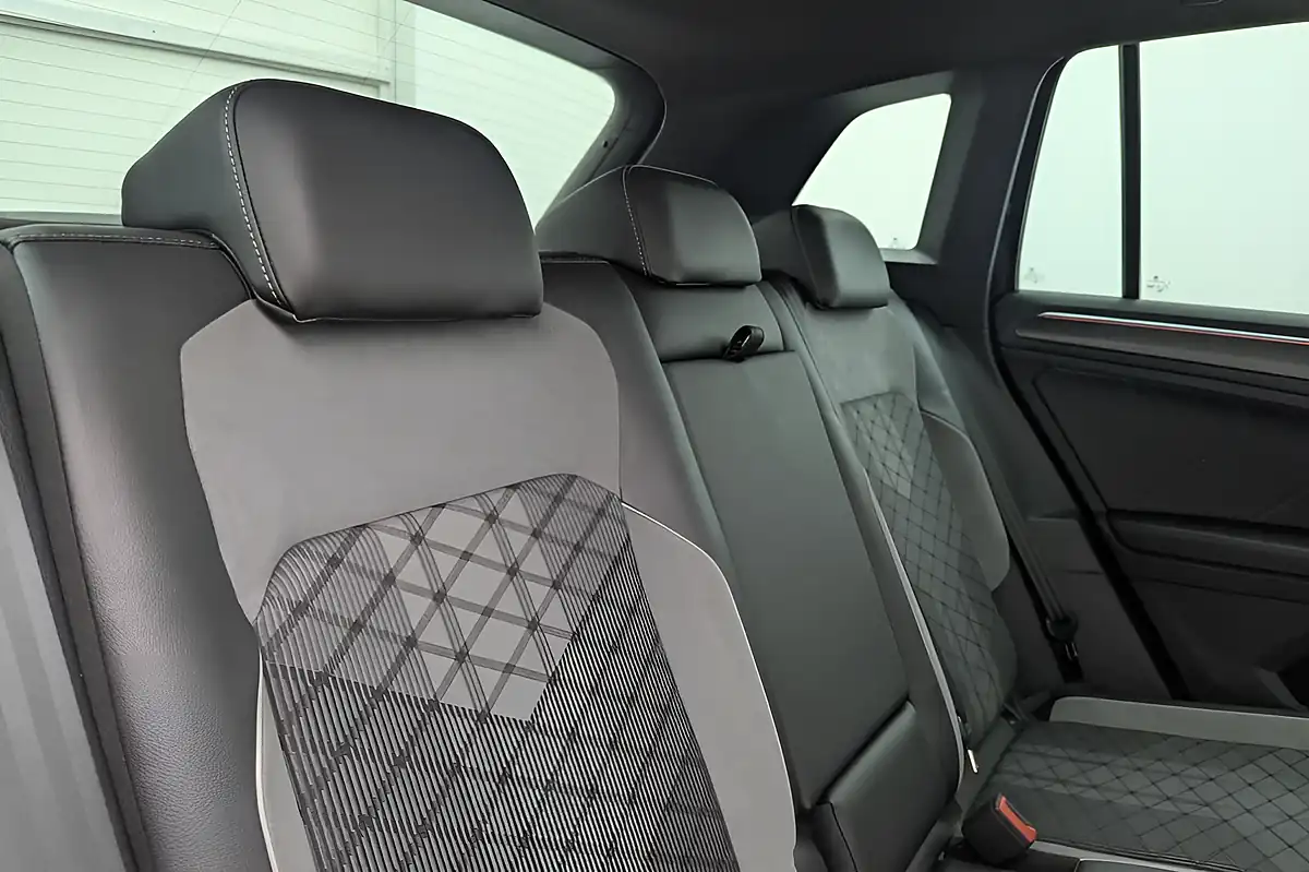 Used 2021 Volkswagen Tiguan R-Line Black - Interior and Exterior details 14