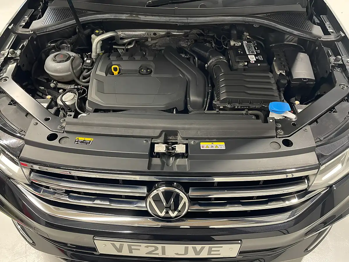 Used 2021 Volkswagen Tiguan R-Line Black - Interior and Exterior details 11