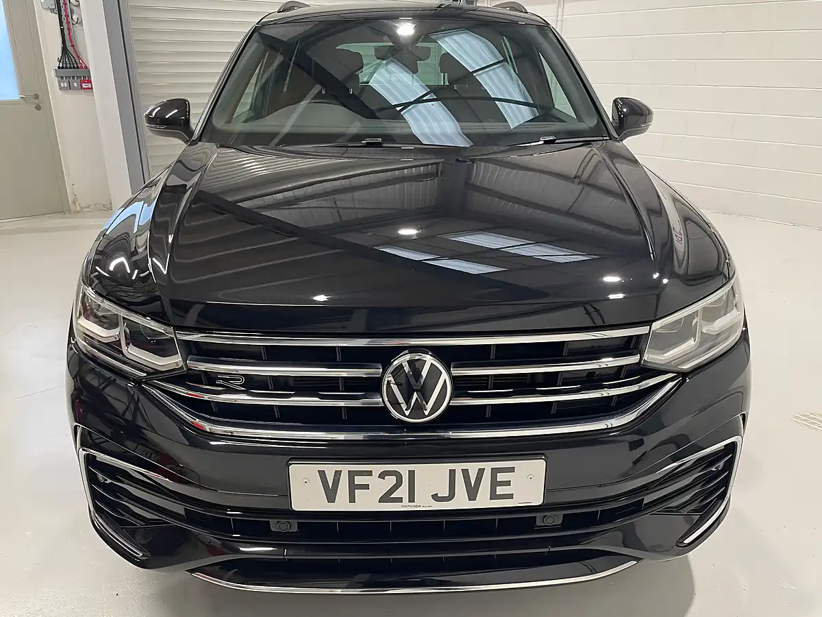 Used 2021 Volkswagen Tiguan R-Line Black - Interior and Exterior details 4
