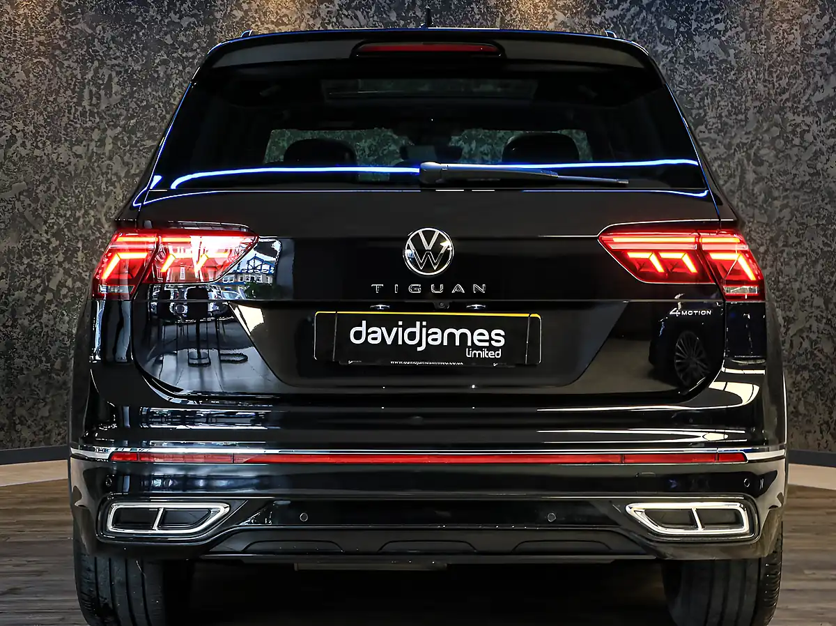 Used 2021 Volkswagen Tiguan R-Line Black - Interior and Exterior details 8