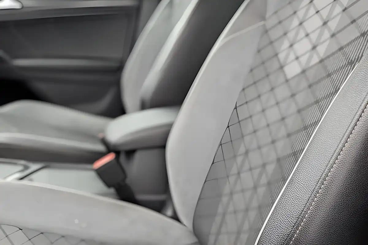 Used 2021 Volkswagen Tiguan R-Line Black - Interior and Exterior details 13