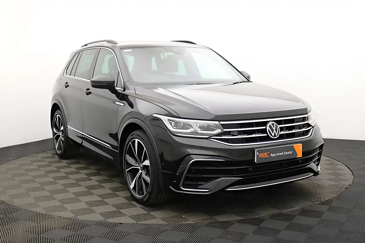 Used 2021 Volkswagen Tiguan R-Line Black - Interior and Exterior details 8
