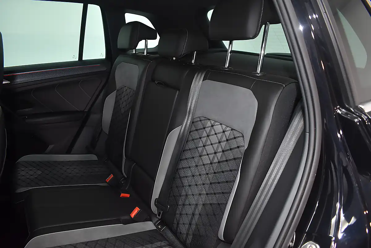 Used 2021 Volkswagen Tiguan R-Line Black - Interior and Exterior details 12