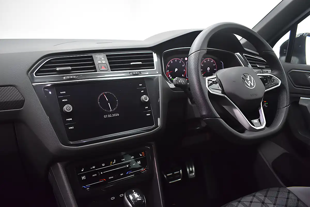 Used 2021 Volkswagen Tiguan R-Line Black - Interior and Exterior details 13