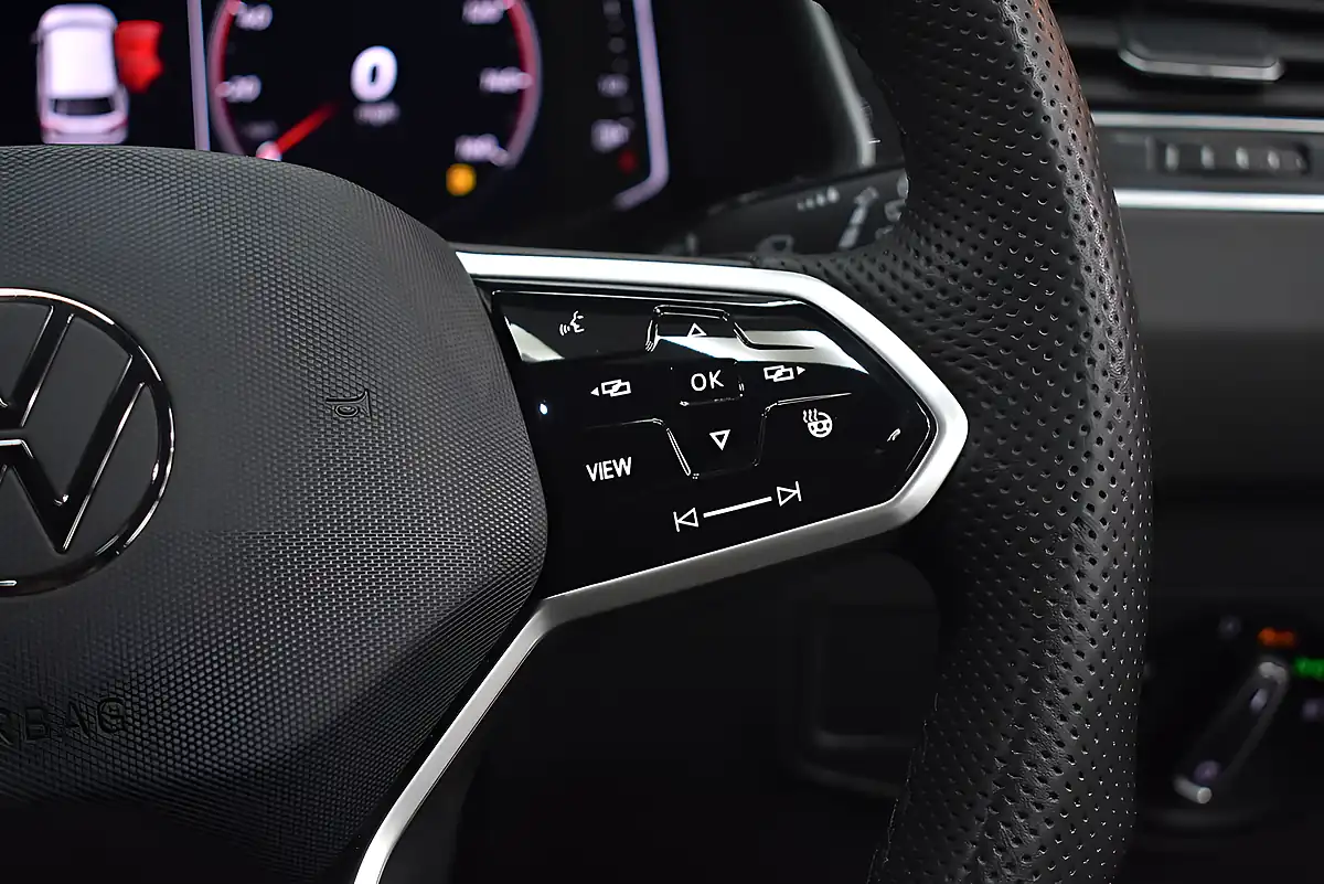Used 2021 Volkswagen Tiguan R-Line Black - Interior and Exterior details 20
