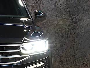 Used 2021 Volkswagen Tiguan R-Line Deep Black - Interior and Exterior details 15