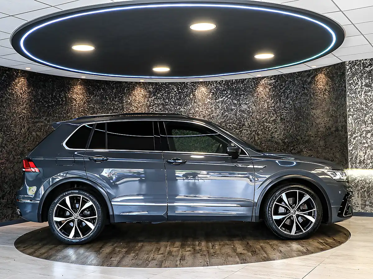 Used 2021 Volkswagen Tiguan R-Line Grey - Interior and Exterior details 8