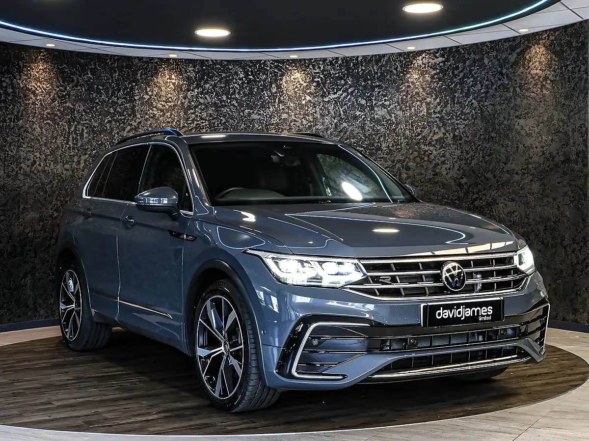 Used 2021 Volkswagen Tiguan R-Line Grey - Interior and Exterior details 9