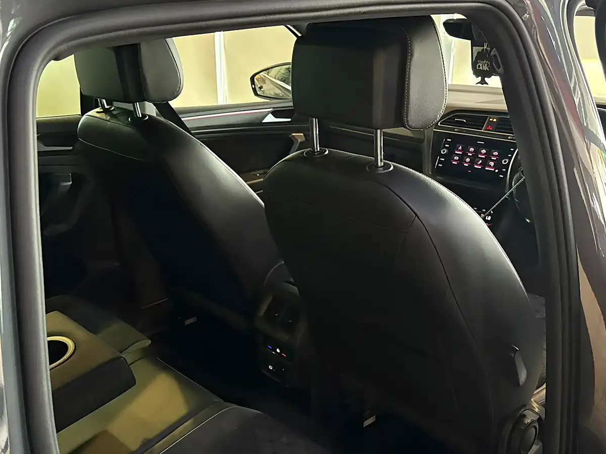 Used 2021 Volkswagen Tiguan R-Line Grey - Interior and Exterior details 14
