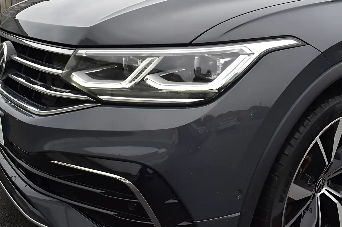 Used 2021 Volkswagen Tiguan R-Line Grey - Interior and Exterior details 11