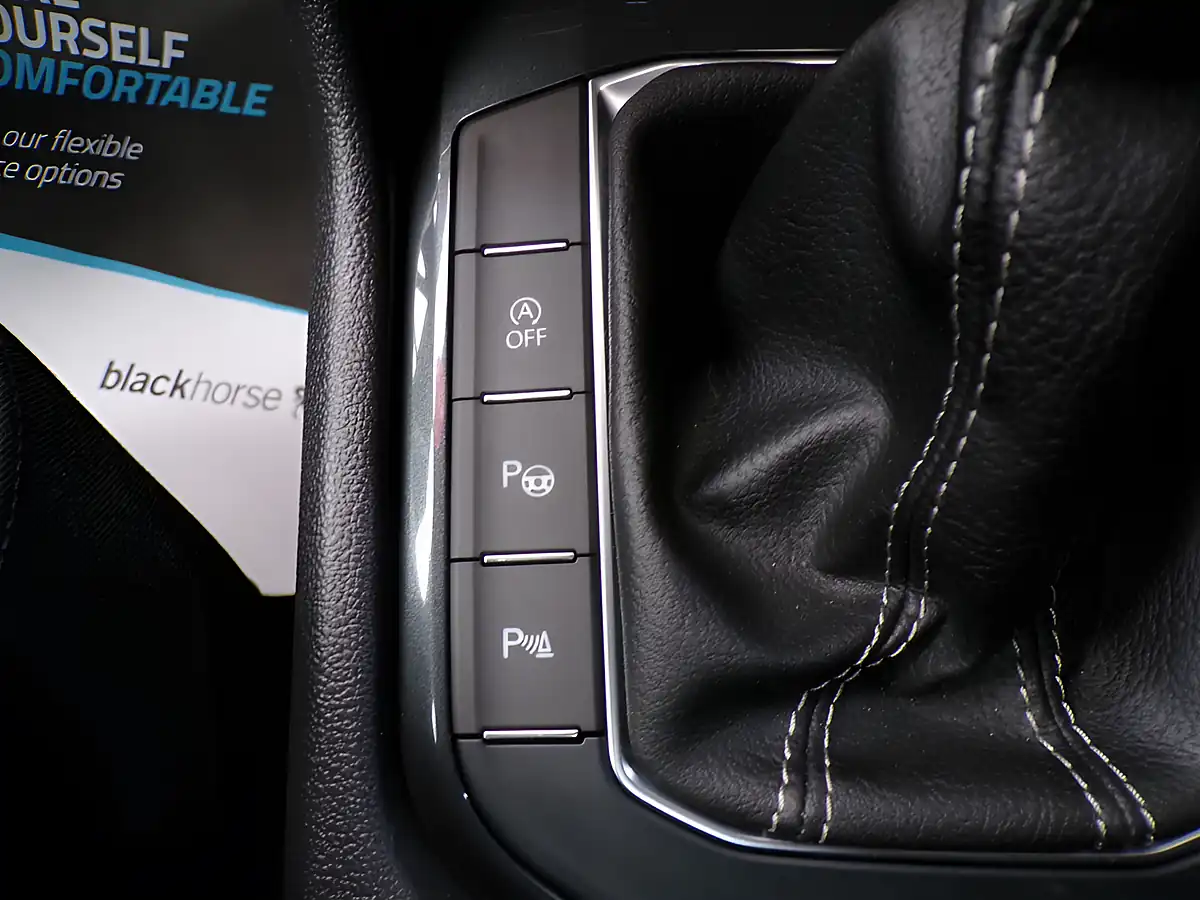 Used 2021 Volkswagen Tiguan R-Line Grey - Interior and Exterior details 17