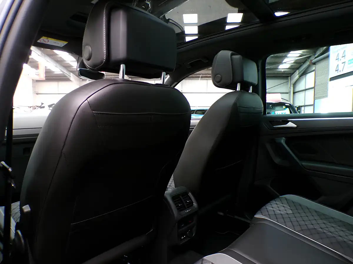 Used 2021 Volkswagen Tiguan R-Line Grey - Interior and Exterior details 18