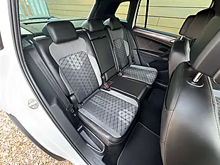Used 2021 Volkswagen Tiguan R-Line Oryx White - Interior and Exterior details 14