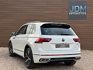 Used 2021 Volkswagen Tiguan R-Line Oryx White - Interior and Exterior details 6