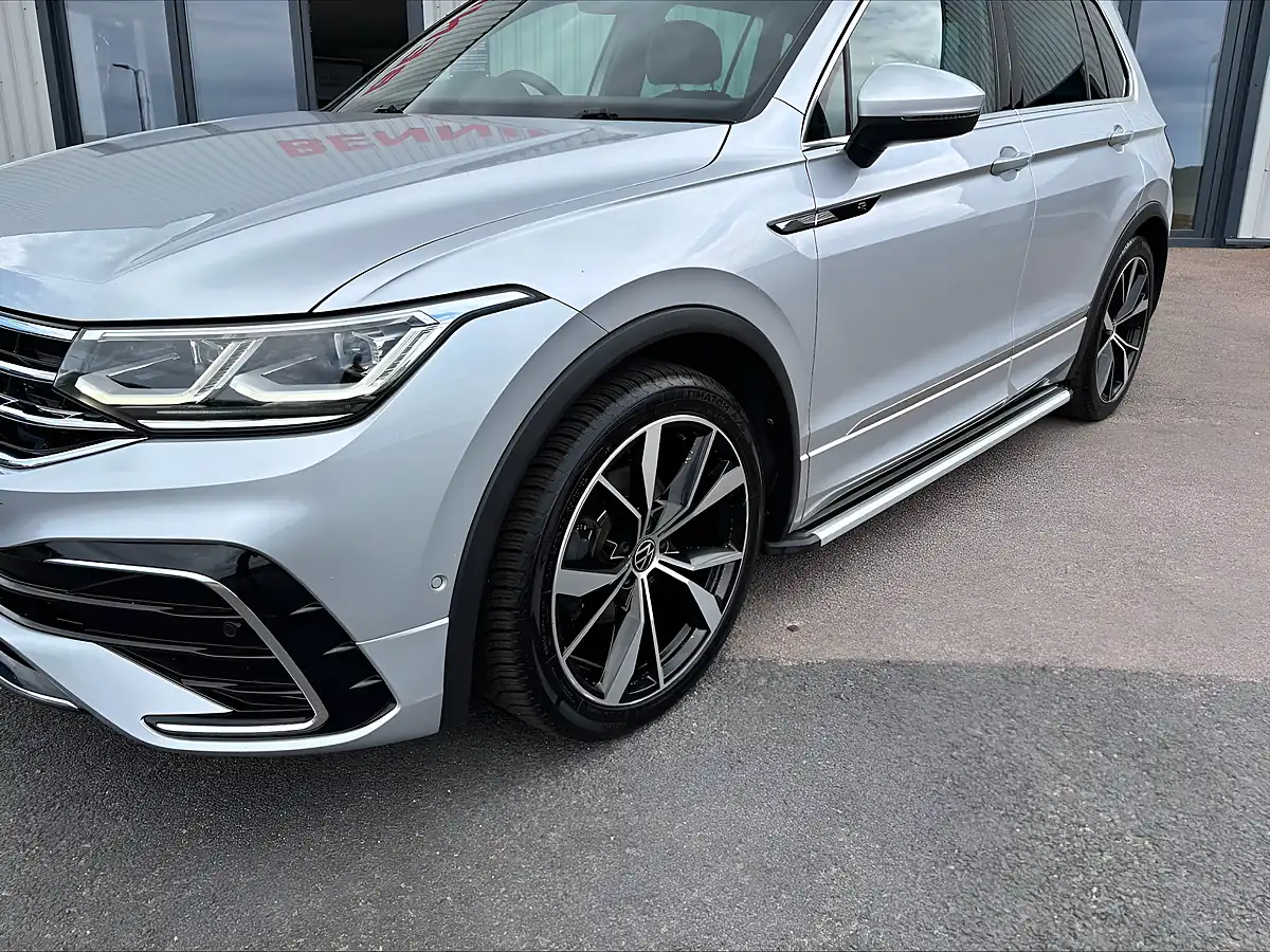 Used 2021 Volkswagen Tiguan R-Line Silver - Interior and Exterior details 14