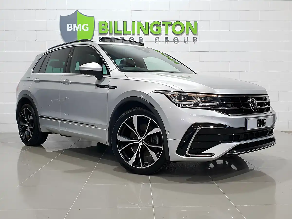Used 2021 Volkswagen Tiguan R-Line Silver - Front View