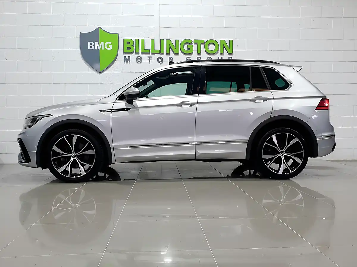 Used 2021 Volkswagen Tiguan R-Line Silver - Interior and Exterior details 4