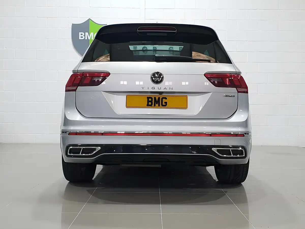 Used 2021 Volkswagen Tiguan R-Line Silver - Interior and Exterior details 6
