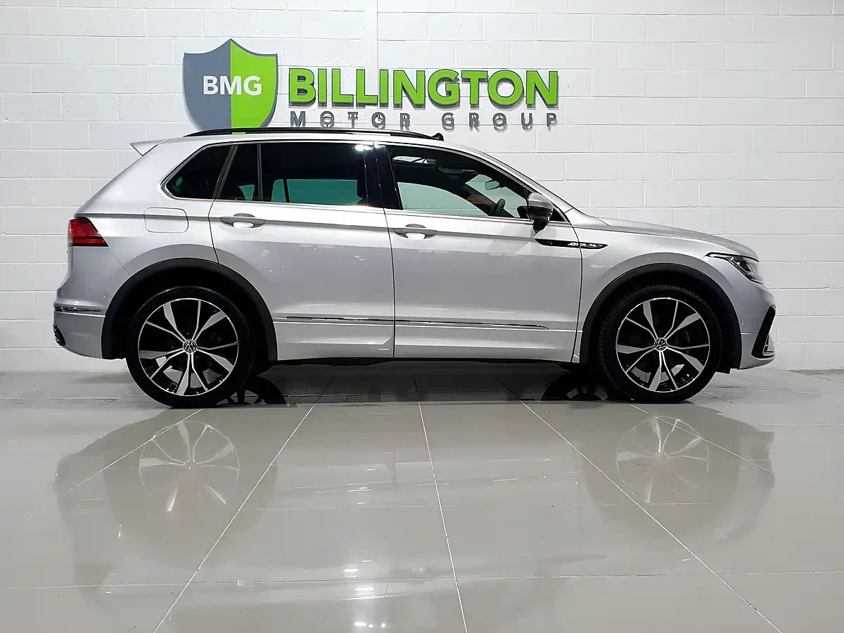 Used 2021 Volkswagen Tiguan R-Line Silver - Interior and Exterior details 8