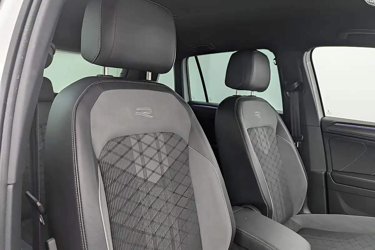 Used 2021 Volkswagen Tiguan R-Line White - Interior and Exterior details 12