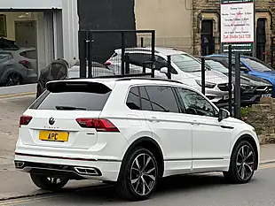 Used 2021 Volkswagen Tiguan R-Line White - Interior and Exterior details 6