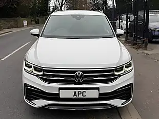 Used 2021 Volkswagen Tiguan R-Line White - Interior and Exterior details 9