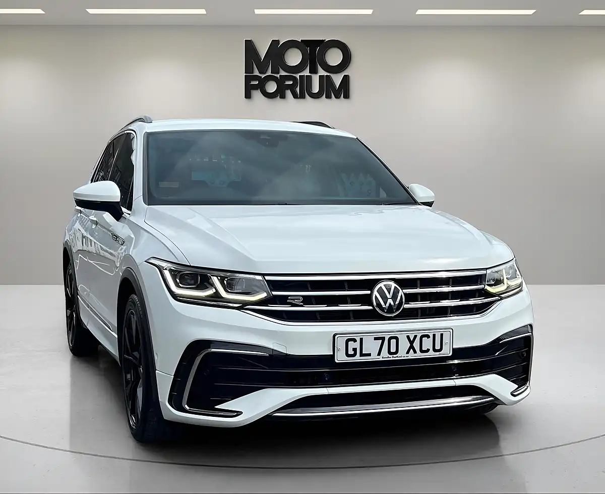 Used 2021 Volkswagen Tiguan R-Line White - Interior and Exterior details 10