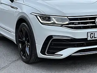 Used 2021 Volkswagen Tiguan R-Line White - Interior and Exterior details 15