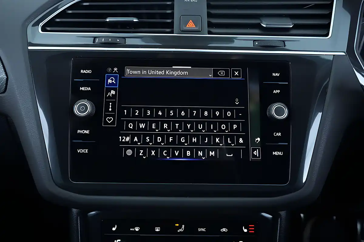 Used 2021 Volkswagen Tiguan R-Line White - Interior and Exterior details 15