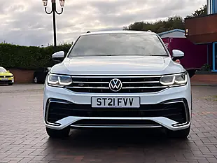 Used 2021 Volkswagen Tiguan R-Line White - Interior and Exterior details 11
