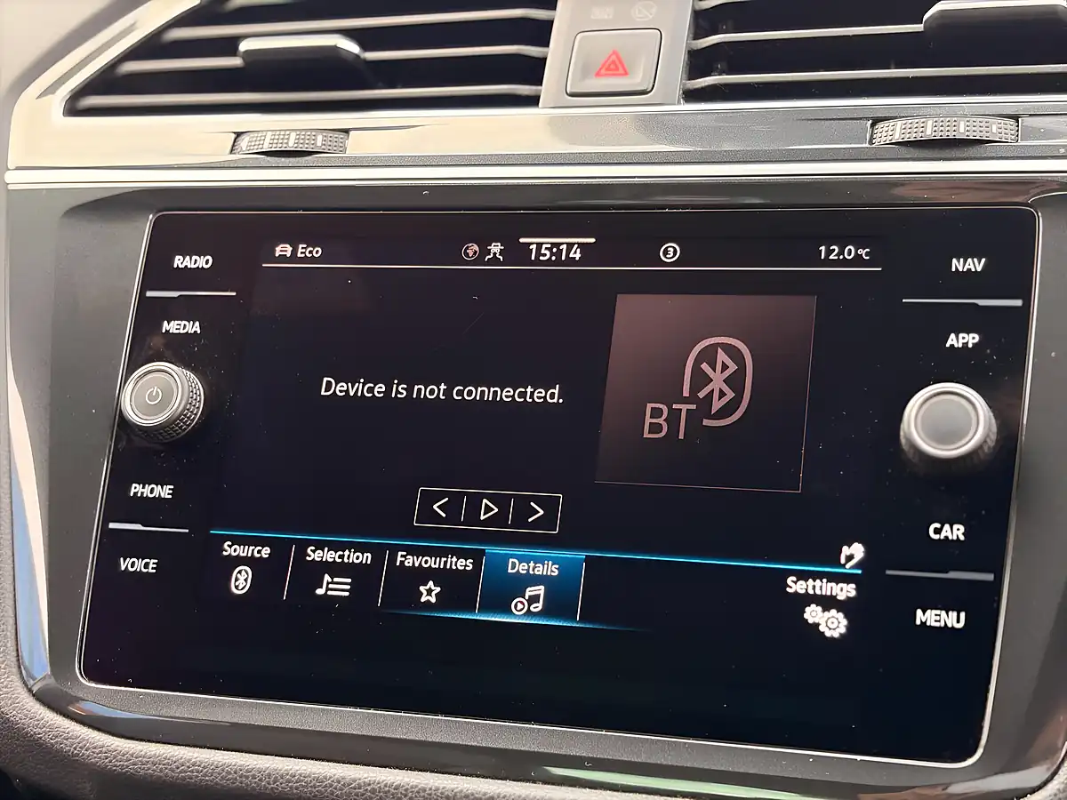 Used 2021 Volkswagen Tiguan R-Line White - Interior and Exterior details 19