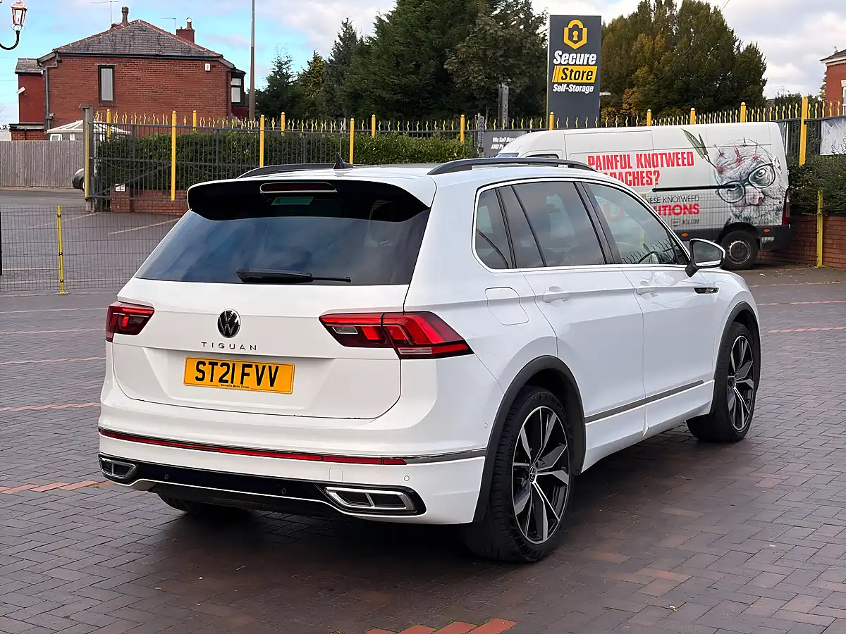 Used 2021 Volkswagen Tiguan R-Line White - Interior and Exterior details 5