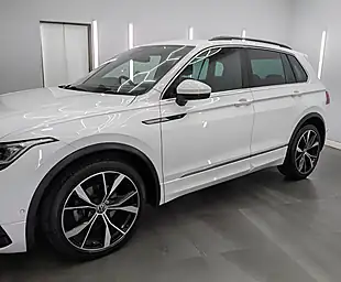 Used 2021 Volkswagen Tiguan R-Line White - Interior and Exterior details 3