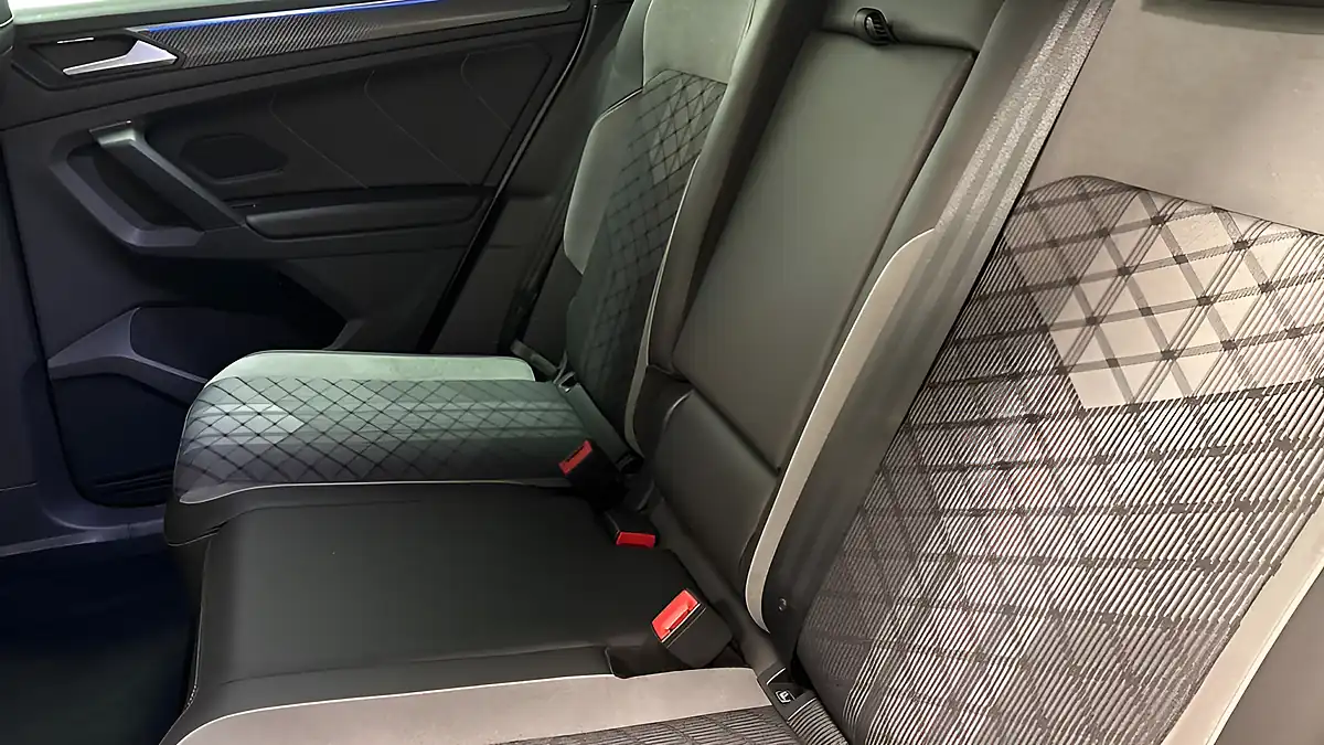 Used 2021 Volkswagen Tiguan R-Line White - Interior and Exterior details 10