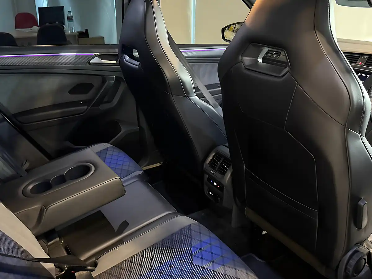 Used 2021 Volkswagen Tiguan R White - Interior and Exterior details 13