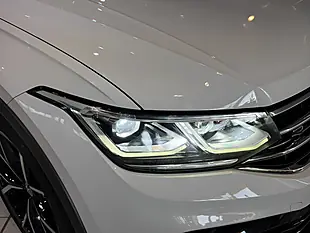 Used 2021 Volkswagen Tiguan R White - Interior and Exterior details 3