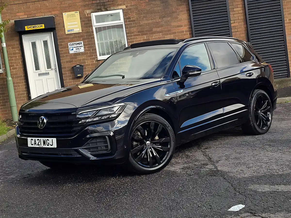 Used 2021 Volkswagen Touareg Black Edition Black - Interior and Exterior details 7